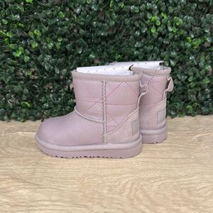 UGG Classic Mini Pearlized - K6